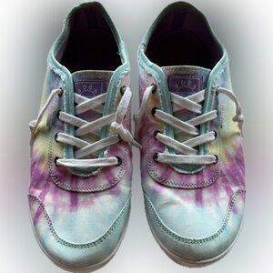 Skechers BOBS Tie-Dye Canvas Sneakers in Pastel Rainbow